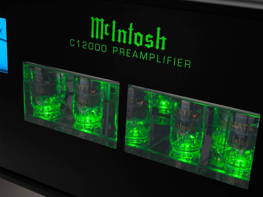 McIntosh_C12000-předzesilovače hifisafir 010
